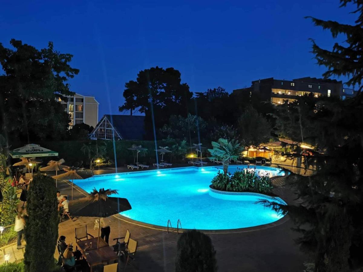 Joya Park Hotel Golden Sands Exterior photo