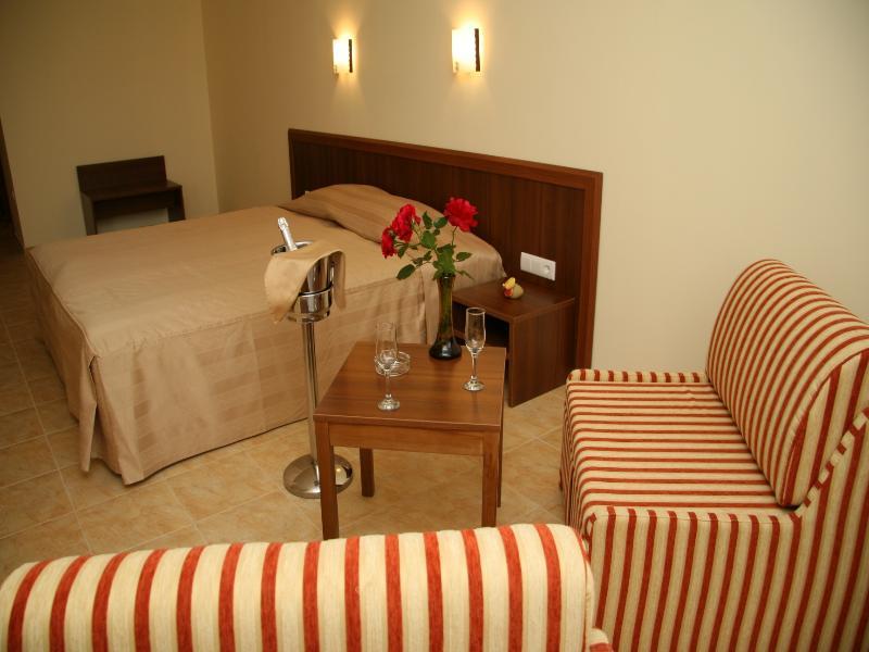 Joya Park Hotel Golden Sands Exterior photo